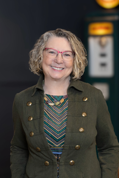 Headshot of Gail Farnsley