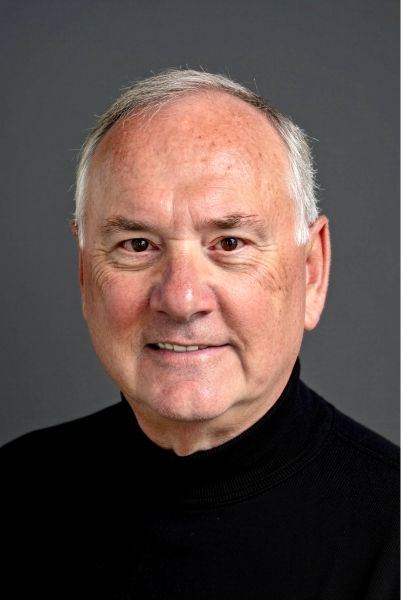 Headshot of Dave Manly